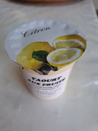 Yaourt (1.00€/pot) 4 Pots de 125ml citron  (* 4pcs)